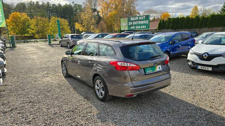 Ford Focus III 2013 — zdjęcie 2