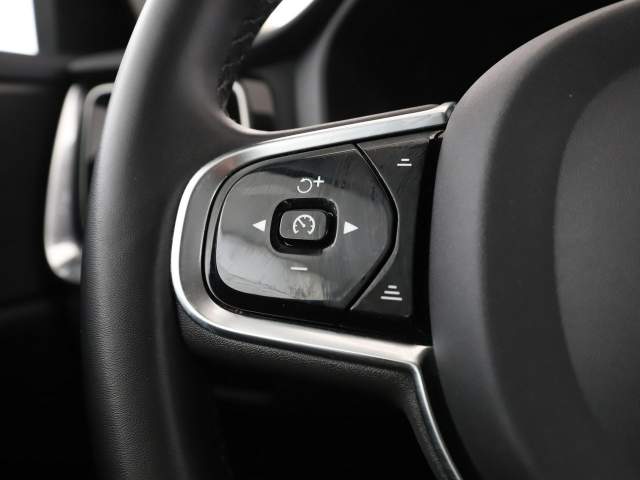 Volvo V60 II 2022 — zdjęcie 30