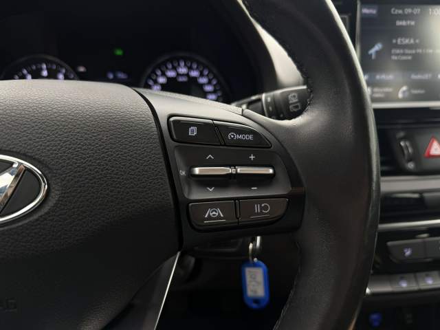 Hyundai i30 III facelifting 2 2022 — zdjęcie 17