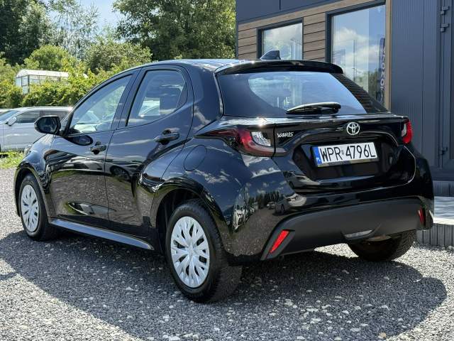 Toyota Yaris IV 2022 — zdjęcie 7