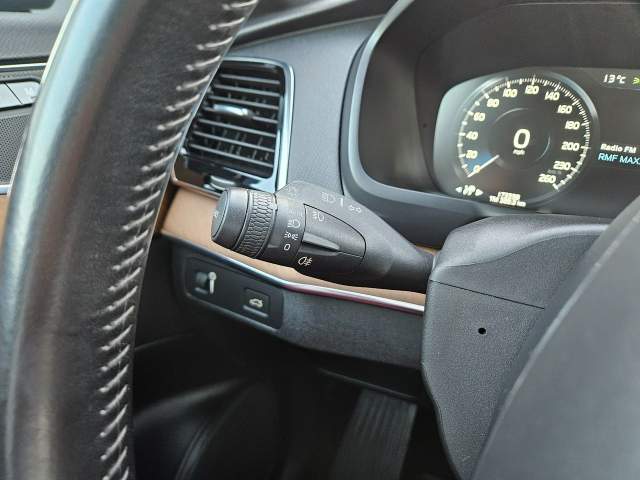 Volvo XC90 II 2016 — zdjęcie 39