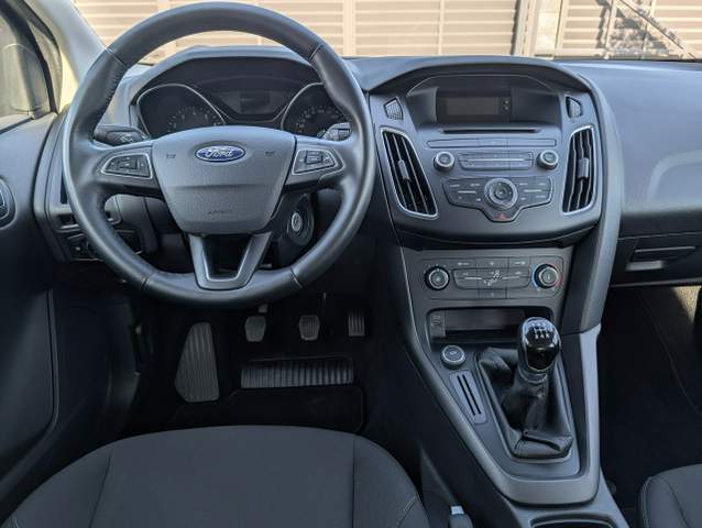 Ford Focus III facelifting 2015 — zdjęcie 21