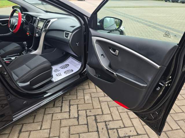 Hyundai i30 II 2013 — zdjęcie 24