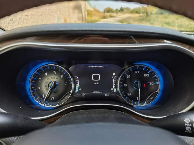 Chrysler Pacifica RU facelifting 2021 — zdjęcie 18