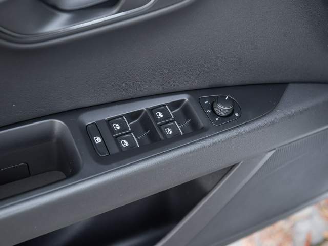 SEAT Leon III 2016 — zdjęcie 16