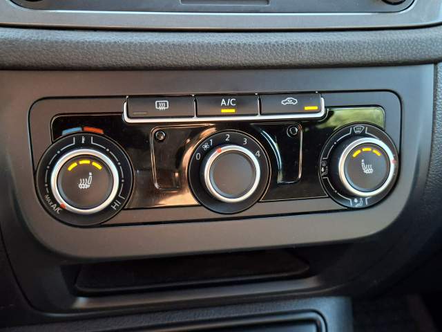Volkswagen Tiguan I facelifting 2012 — zdjęcie 23