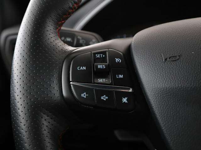Ford Focus III facelifting 2019 — zdjęcie 31