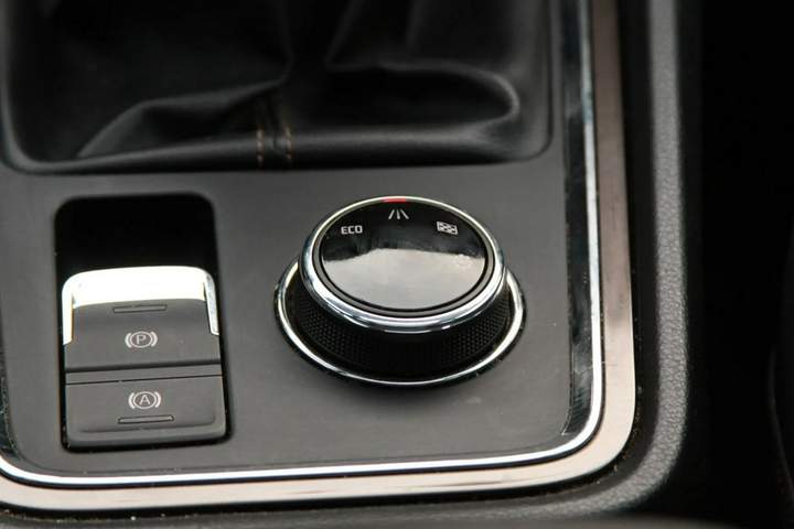SEAT Ateca I 2017 — zdjęcie 27