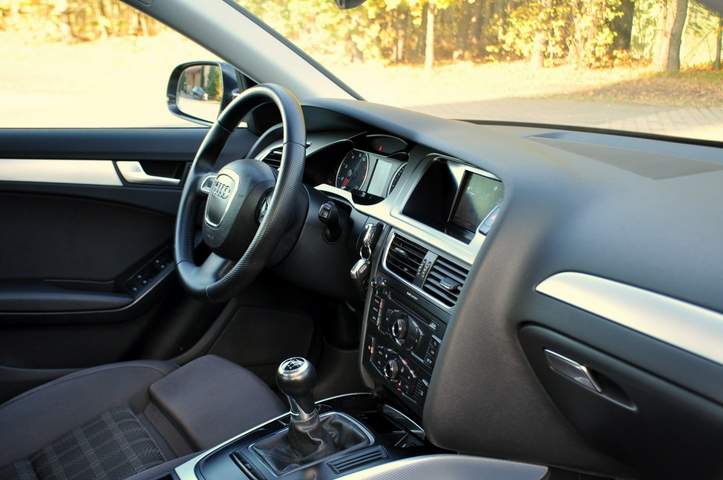 Audi A4 IV (B8) 2011 — zdjęcie 18
