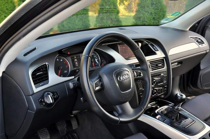 Audi A4 IV (B8) 2011 — zdjęcie 22