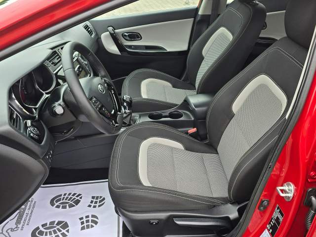 Kia Ceed II 2013 — zdjęcie 14