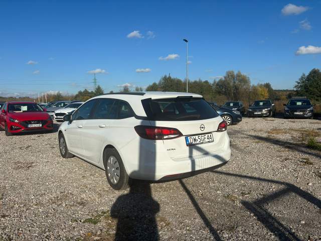 Opel Astra K 2019 — zdjęcie 8