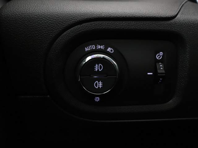Opel Grandland I 2018 — zdjęcie 35
