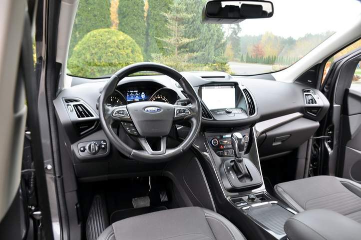 Ford Kuga II facelifting 2017 — zdjęcie 27