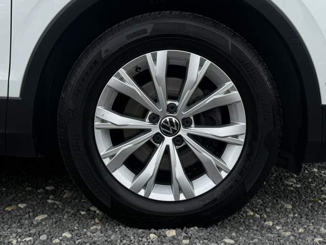 Volkswagen Tiguan II 2021 — zdjęcie 33