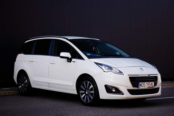 Peugeot 5008 I facelifting 2014 — zdjęcie 10