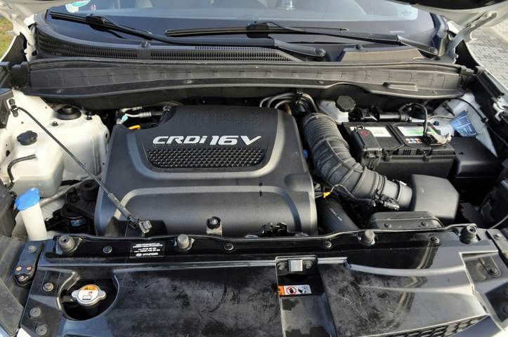 Hyundai ix35 I facelifting 2014 — zdjęcie 38