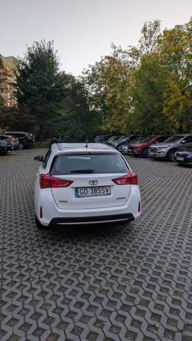 Toyota Auris II facelifting 2015 — zdjęcie 2