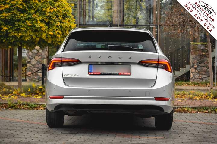 Skoda Octavia III (A7) facelifting 2022 — zdjęcie 10