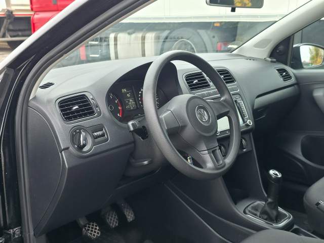 Volkswagen Polo V 2011 — zdjęcie 7