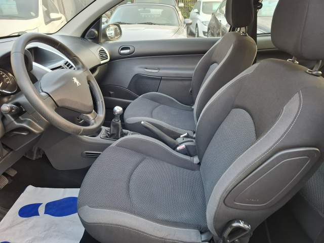 Peugeot 206 2009 — zdjęcie 11