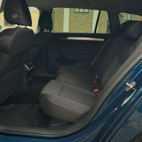 Skoda Superb III 2018 — zdjęcie 26
