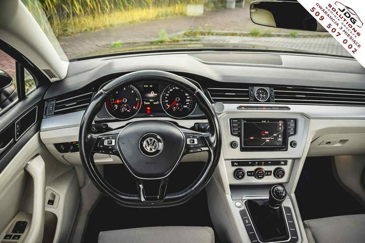 Volkswagen Passat B8 2017 — zdjęcie 19