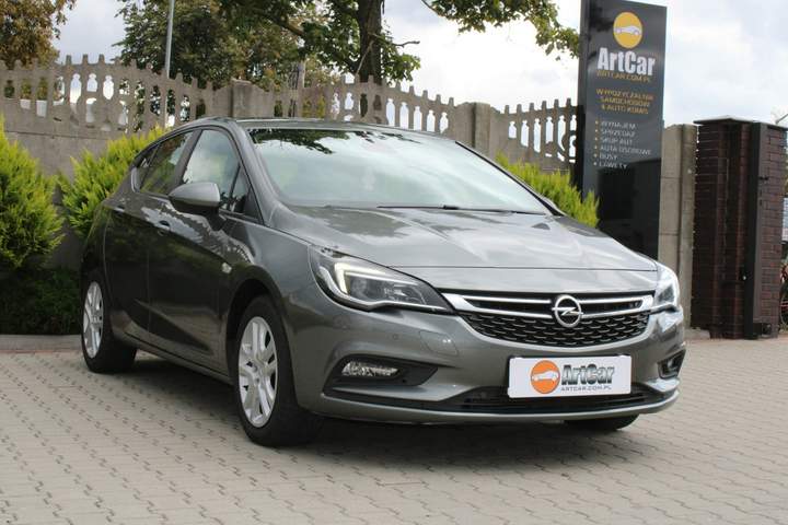 Opel Astra J facelifting 2018 — zdjęcie 2
