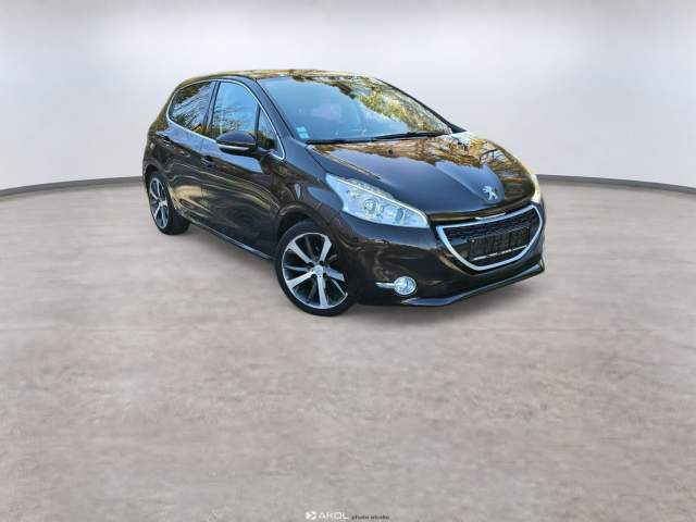 Peugeot 208 I 2013 — zdjęcie 2