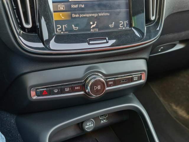 Volvo XC40 I 2019 — zdjęcie 20