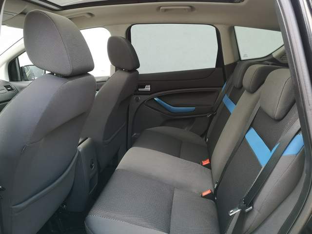 Ford Kuga I 2008 — zdjęcie 18