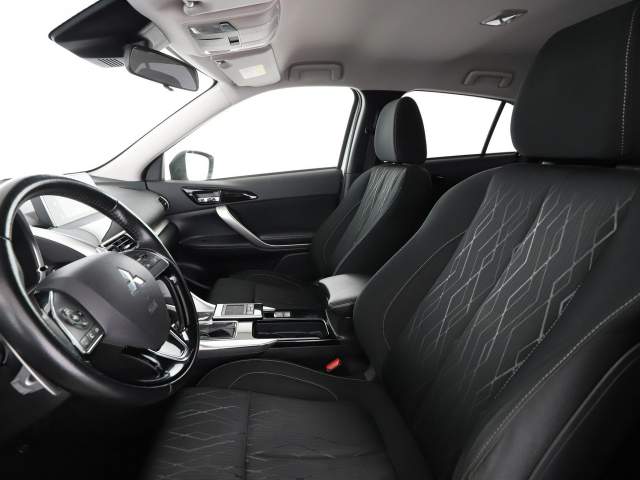 Mitsubishi Eclipse Cross I 2018 — zdjęcie 13