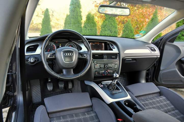 Audi A4 IV (B8) 2011 — zdjęcie 28