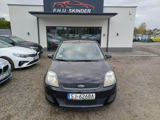 Ford Fiesta Mk6 2008 — zdjęcie 2