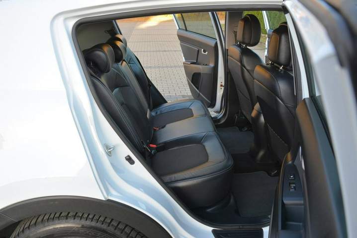 Kia Sportage III 2013 — zdjęcie 13
