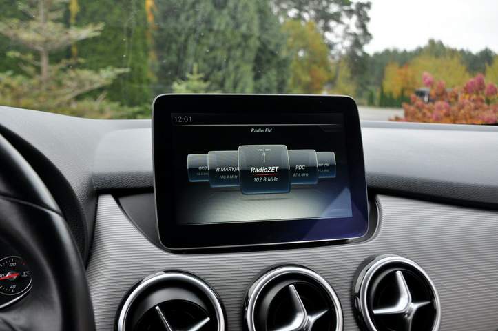 Mercedes-Benz B-Klasa II (W246) facelifting 2016 — zdjęcie 32