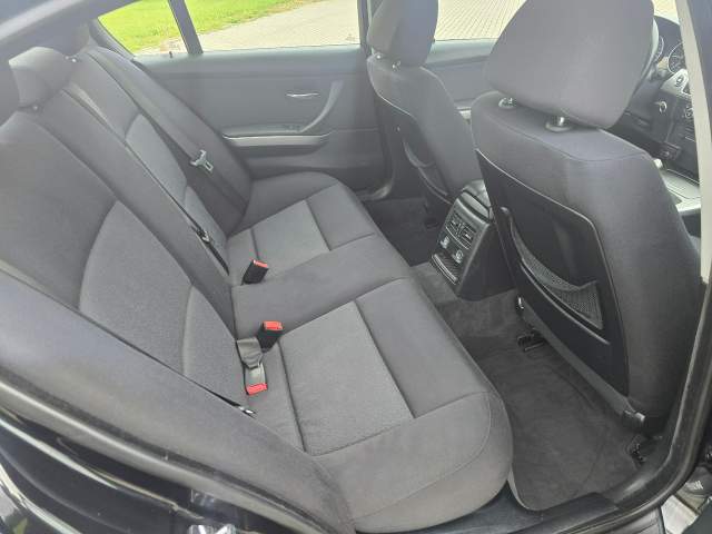 BMW 3 serii V (E90/E91/E92/E93) 2007 — zdjęcie 21