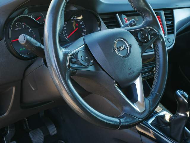 Opel Crossland X I facelifting 2022 — zdjęcie 17
