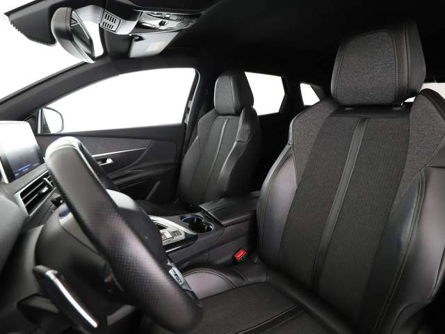 Peugeot 3008 II 2018 — zdjęcie 13