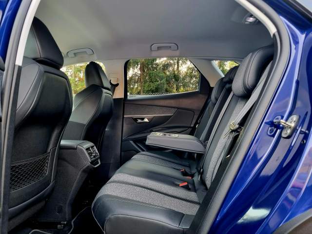 Peugeot 3008 II 2020 — zdjęcie 10