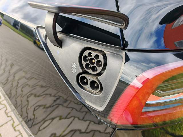 Tesla Model Y I 2022 — zdjęcie 17