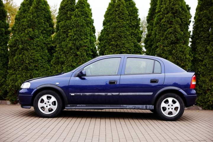 Opel Astra F 1999 — zdjęcie 2