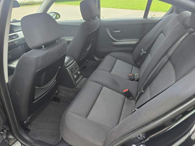 BMW 3 serii V (E90/E91/E92/E93) 2007 — zdjęcie 18