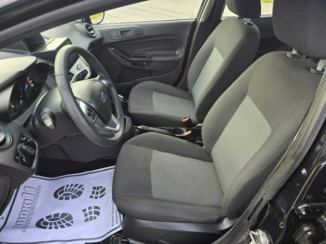 Ford Fiesta Mk6 facelifting 2015 — zdjęcie 13