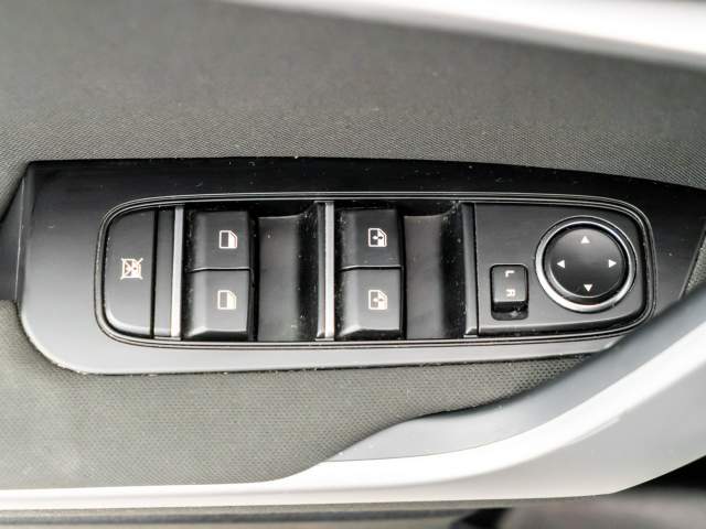 Kia Ceed III facelifting 2024 — zdjęcie 14