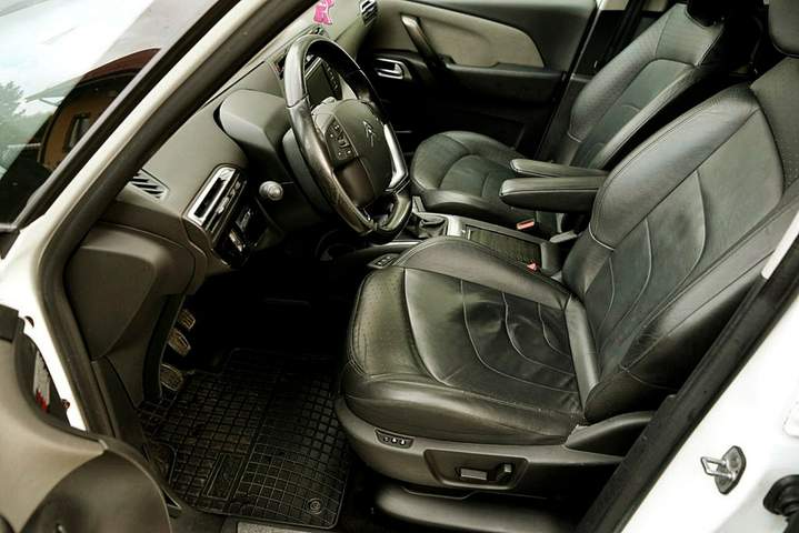 Citroen C4 Picasso II 2015 — zdjęcie 17