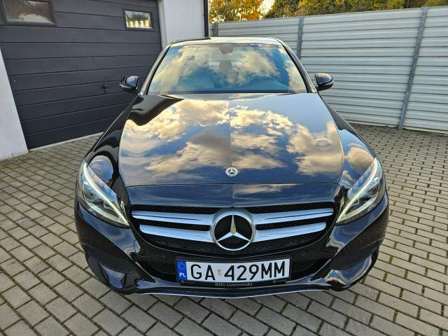 Mercedes-Benz C-Klasa IV (W205) facelifting 2018 — zdjęcie 21