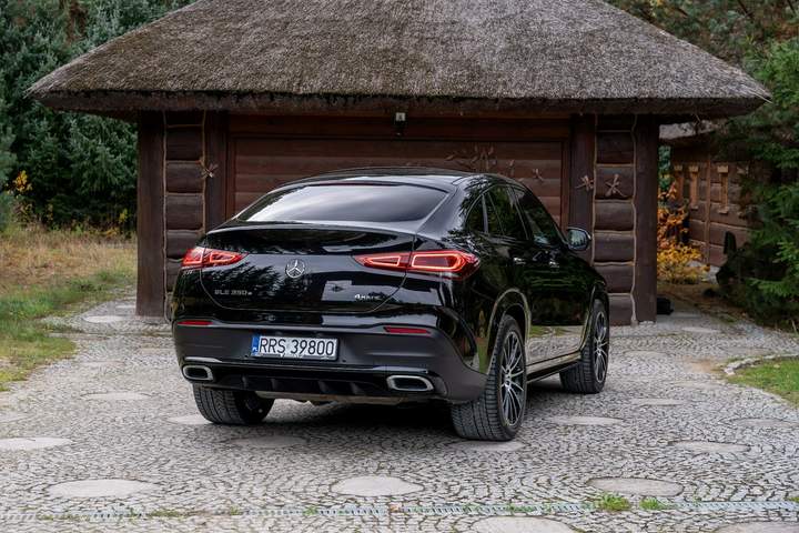 Mercedes-Benz GLE II (V167) 2022 — zdjęcie 22