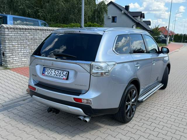 Mitsubishi Outlander III facelifting 2 2015 — zdjęcie 6