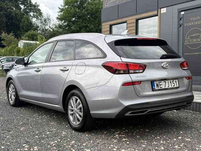 Hyundai i30 III facelifting 2 2022 — zdjęcie 6